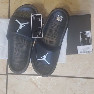 Nike Jordan Break Slides big kids sz 7